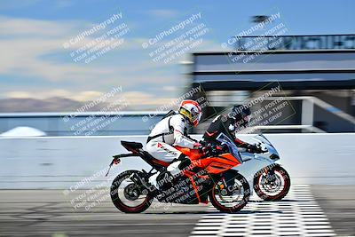 media/Mar-25-2024-Moto Forza (Mon) [[8d4319bd68]]/4-Novice Group/Session 4 Front Straight Speed Pans/